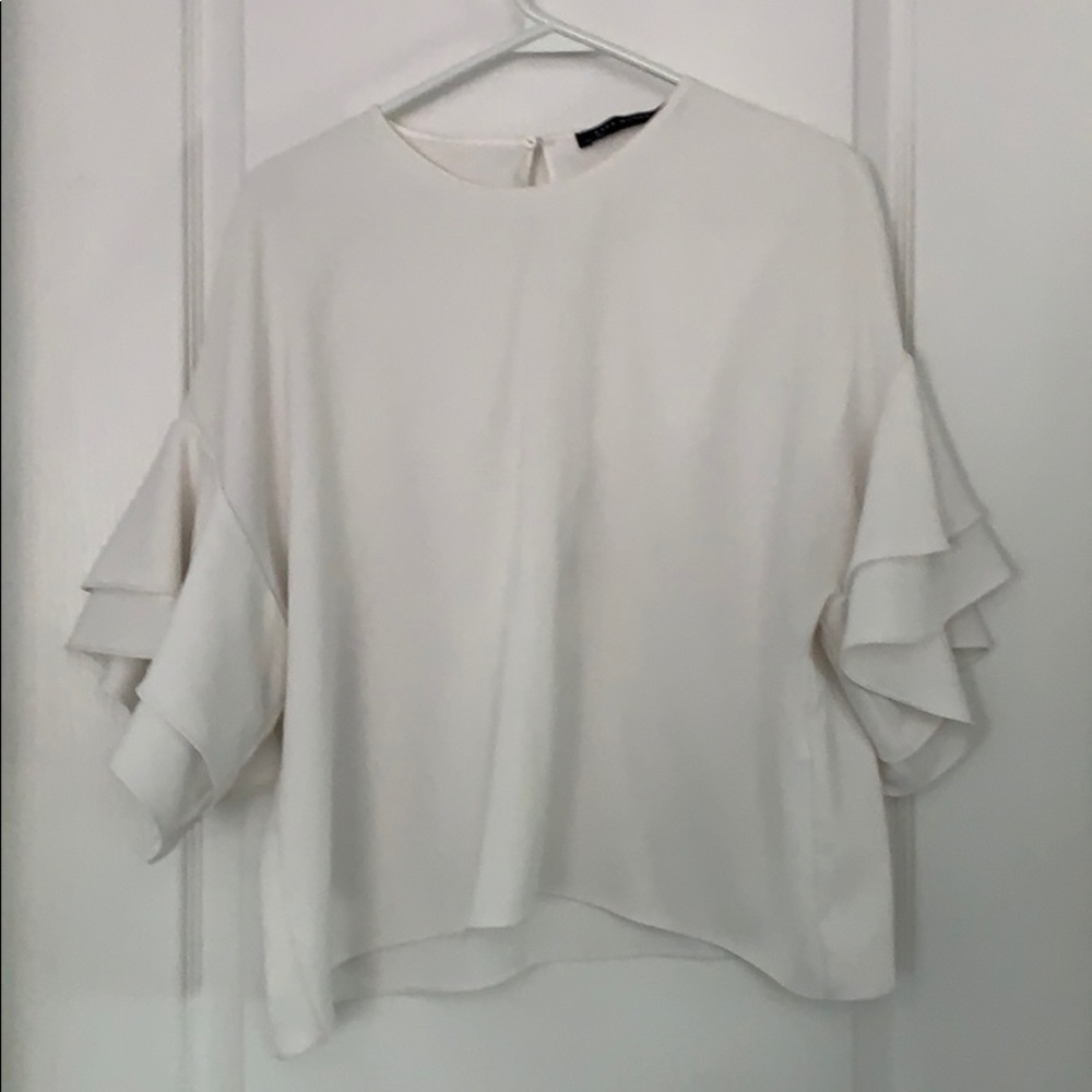 White Zara Blouse with ruffled sleeves